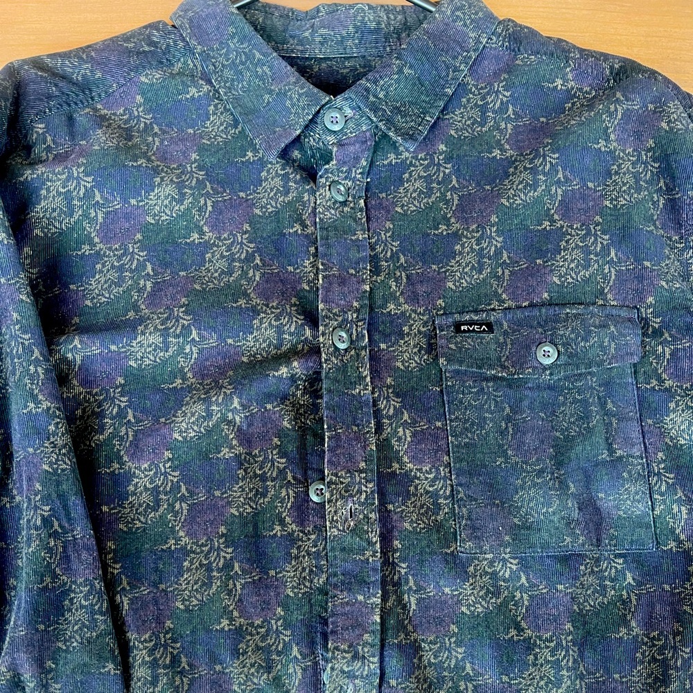 RVCA men’s extra-large floral corduroy shirt